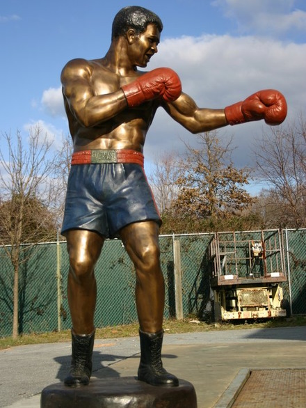 Sports and athlete statues